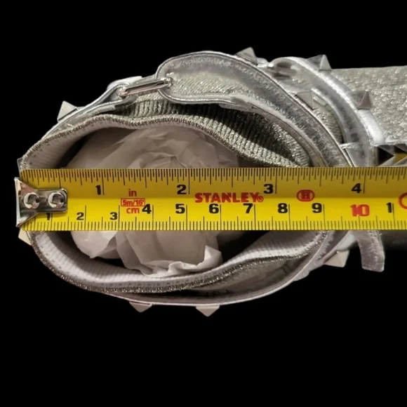 $995 Valentino GARAVANI Silver Rockstud Knit Sneakers SZ IT 40/ US 10 NIB - Picture 9 of 12